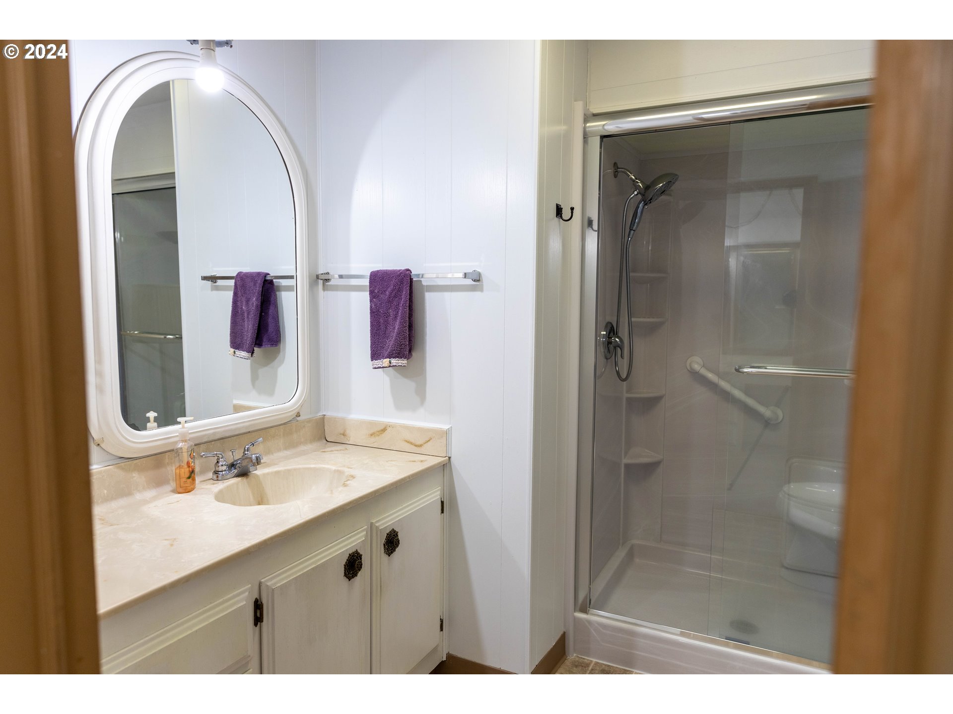 3100 Turner Road Southeast, Unit 803 Salem, OR 97302 - Photo 15 of 16 Bathroom, Attached