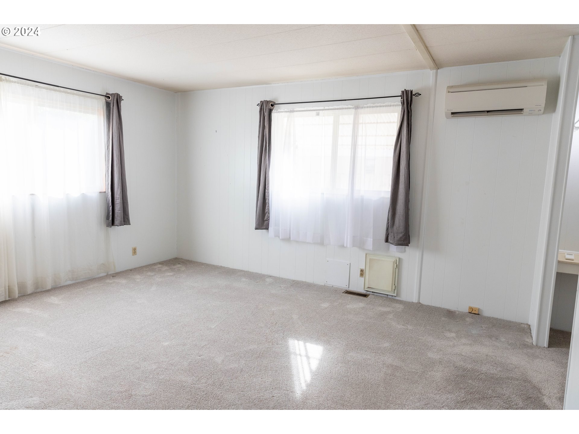 3100 Turner Road Southeast, Unit 803 Salem, OR 97302 - Photo 16 of 16 Primary Bedroom