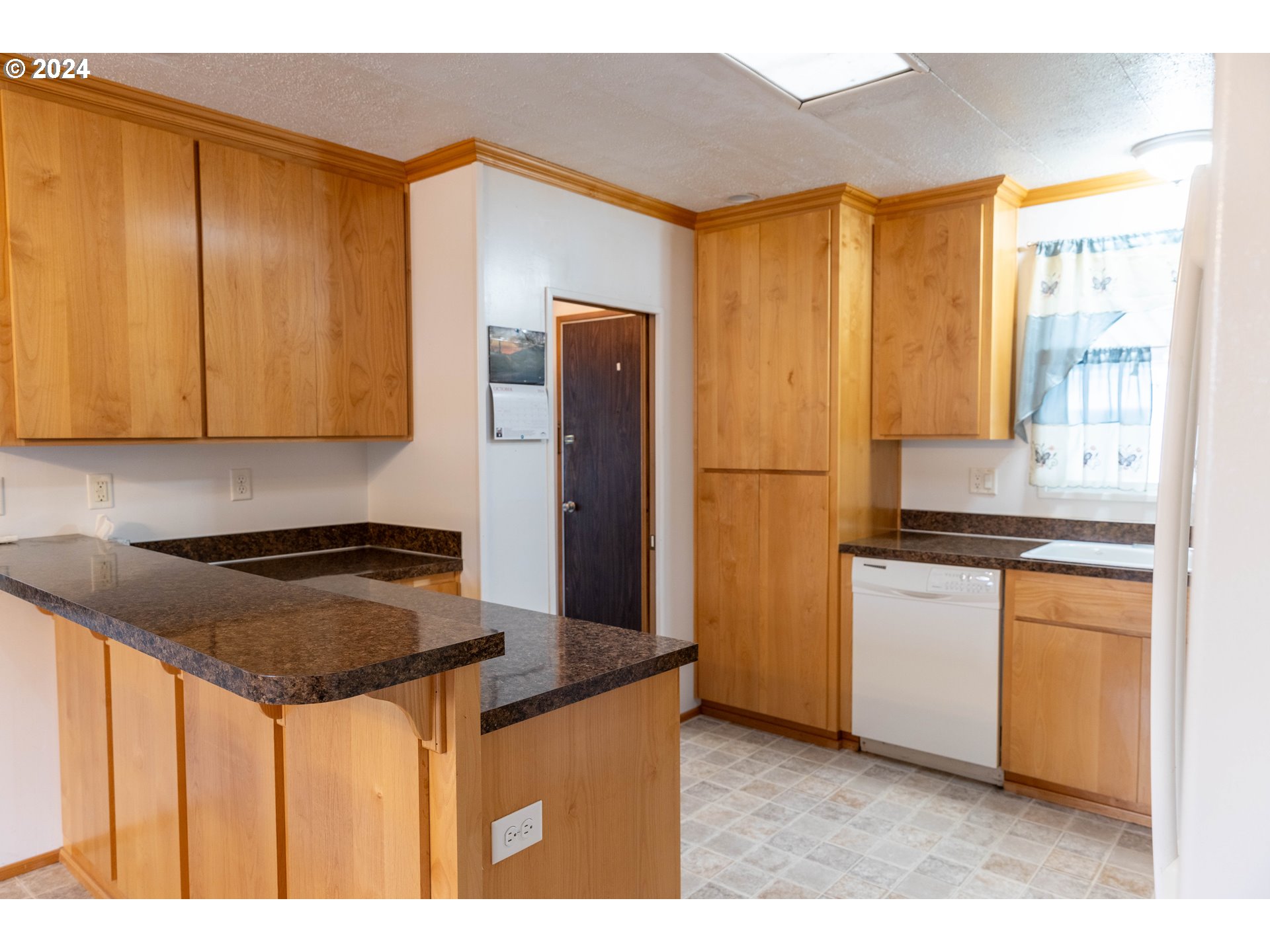 3100 Turner Road Southeast, Unit 803 Salem, OR 97302 - Photo 5 of 16 Gallery Image 5