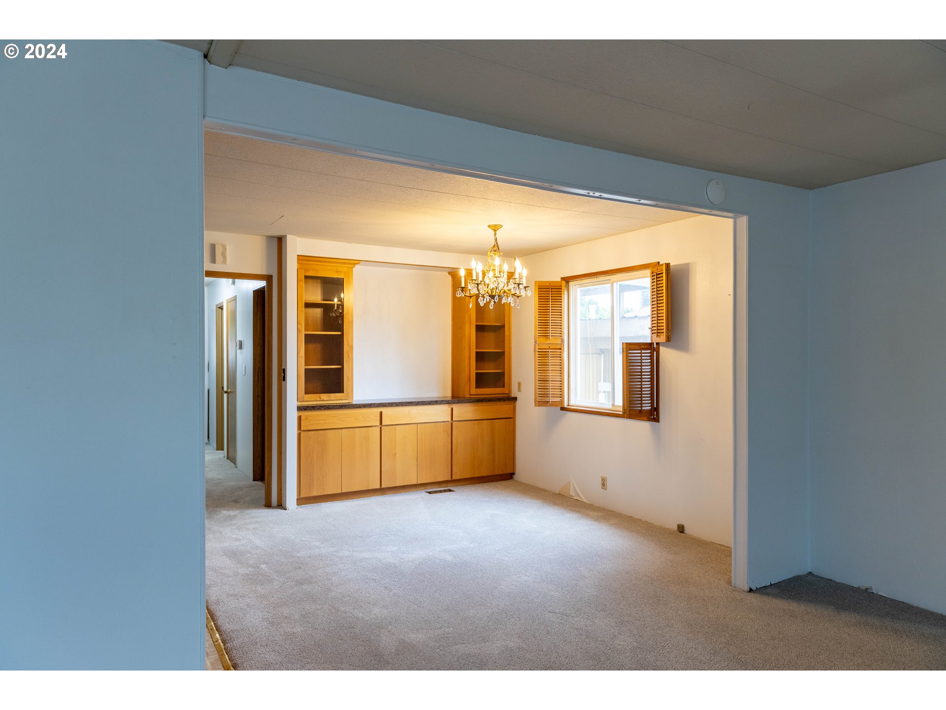 3100 Turner Road Southeast, Unit 803 Salem, OR 97302 - Photo 10 of 16 Living Room/Dining Room
