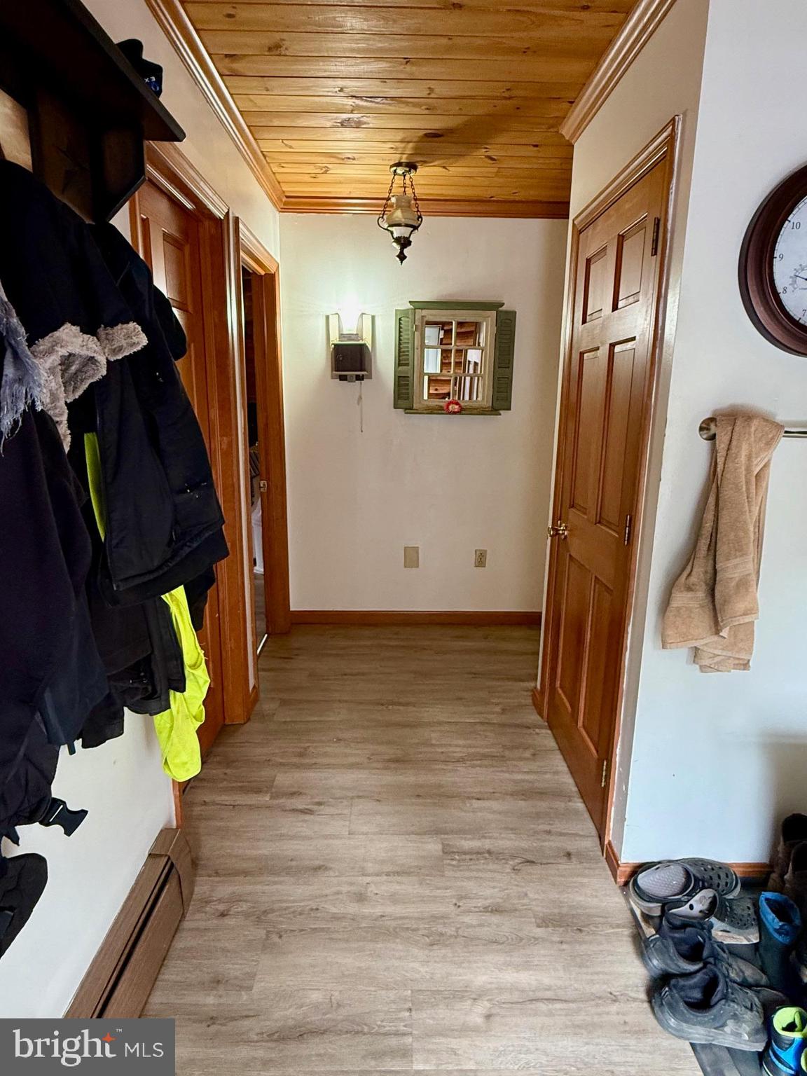 236 Fremont Road Nottingham, PA 19362 - Photo 14 of 34 a view of an entryway