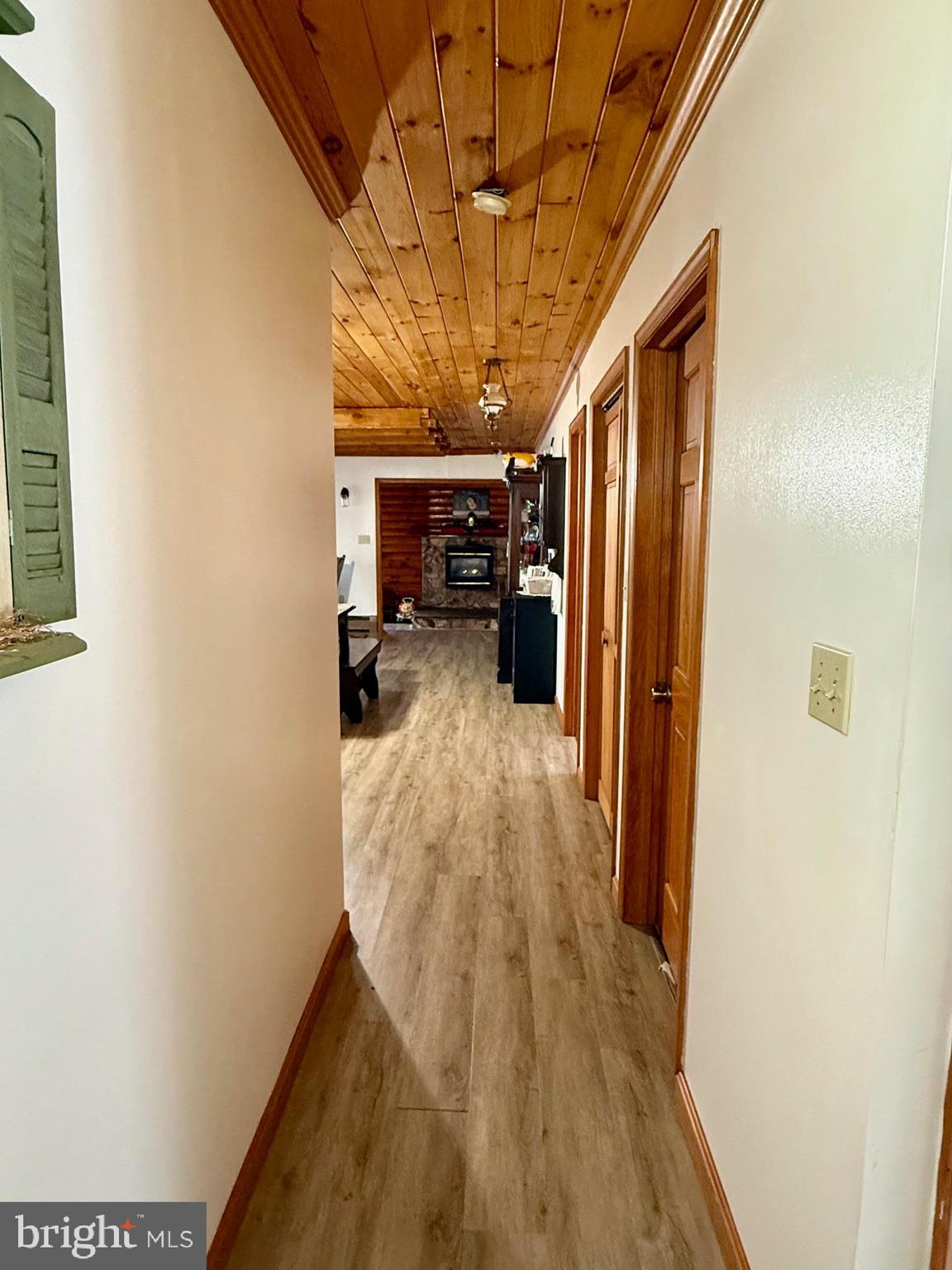 236 Fremont Road Nottingham, PA 19362 - Photo 16 of 34 a view of entryway with wooden floor
