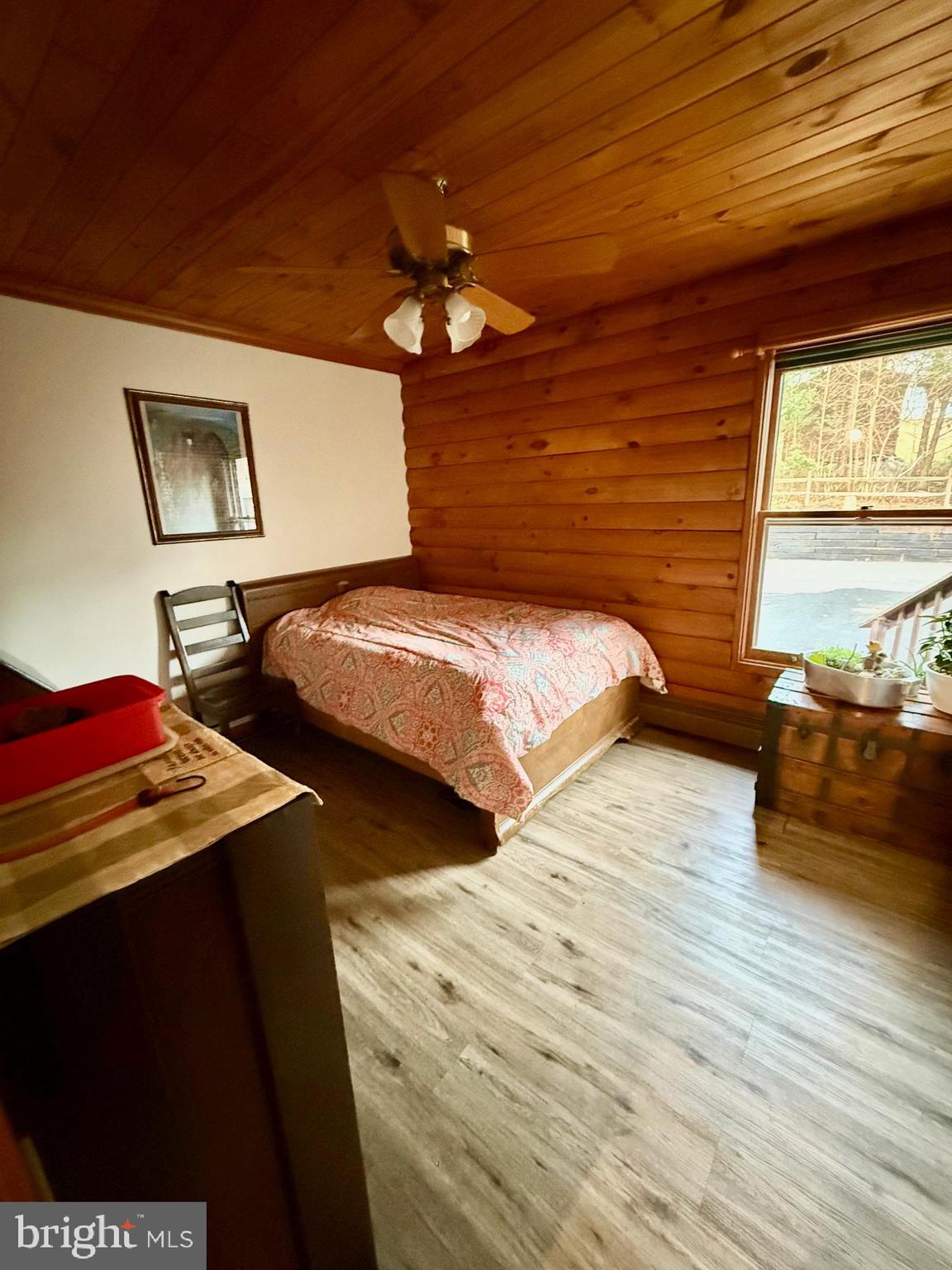 236 Fremont Road Nottingham, PA 19362 - Photo 28 of 34 a bedroom with two beds and a dresser with wooden floor