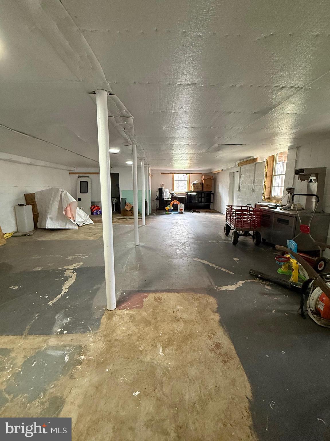 236 Fremont Road Nottingham, PA 19362 - Photo 34 of 34 a view of a livingroom with furniture