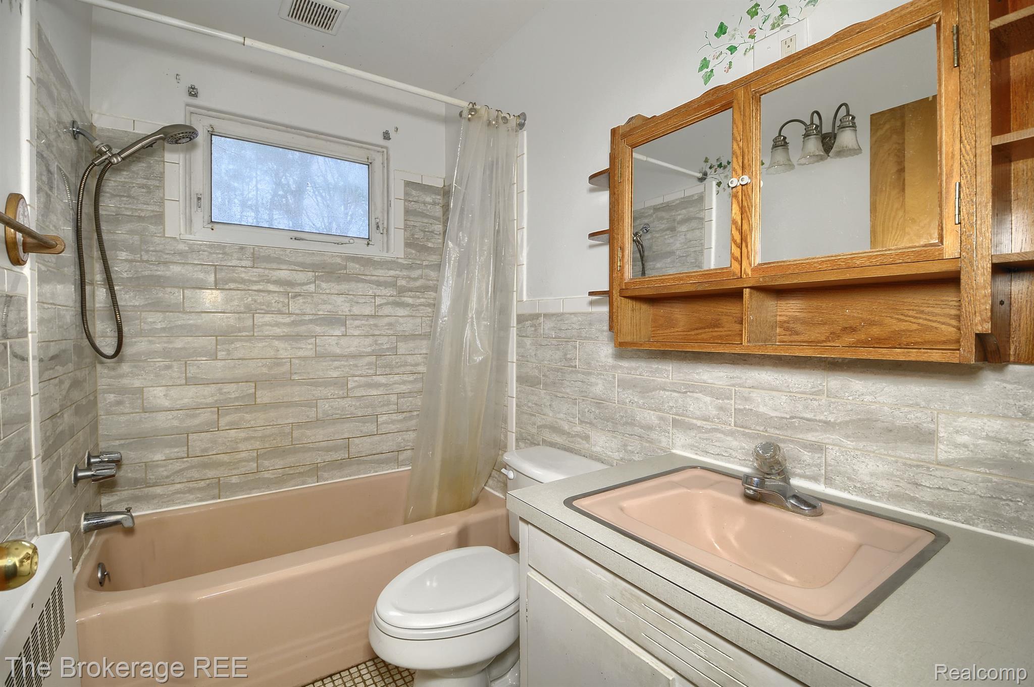13008 Ring Road St. Charles, MI 48655 - Photo 19 of 30 Gallery Image 19