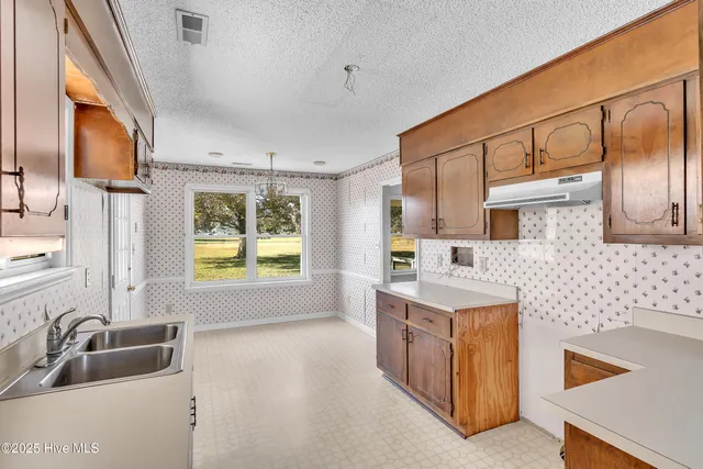 $225,000 | 1968 Belgrade-Swansboro Road, Maysville, NC 28555