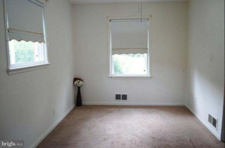 3220 Medway Street Silver Spring, MD 20902 - Photo 15 of 30 Dining Room