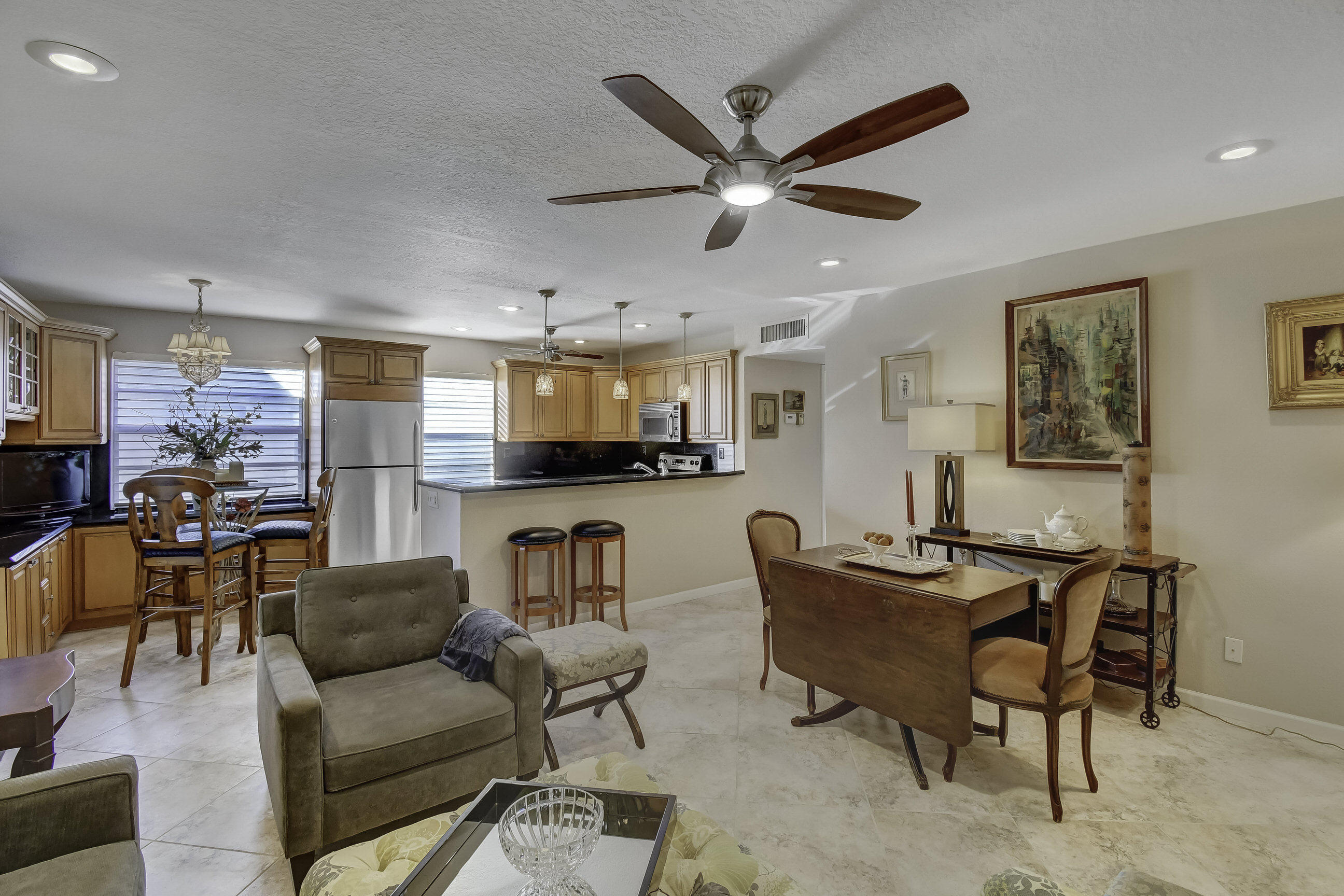 558 Capri L Delray Beach, FL 33484 - Photo 13 of 40 13_dsc_0996_0997_0998_0999_1000