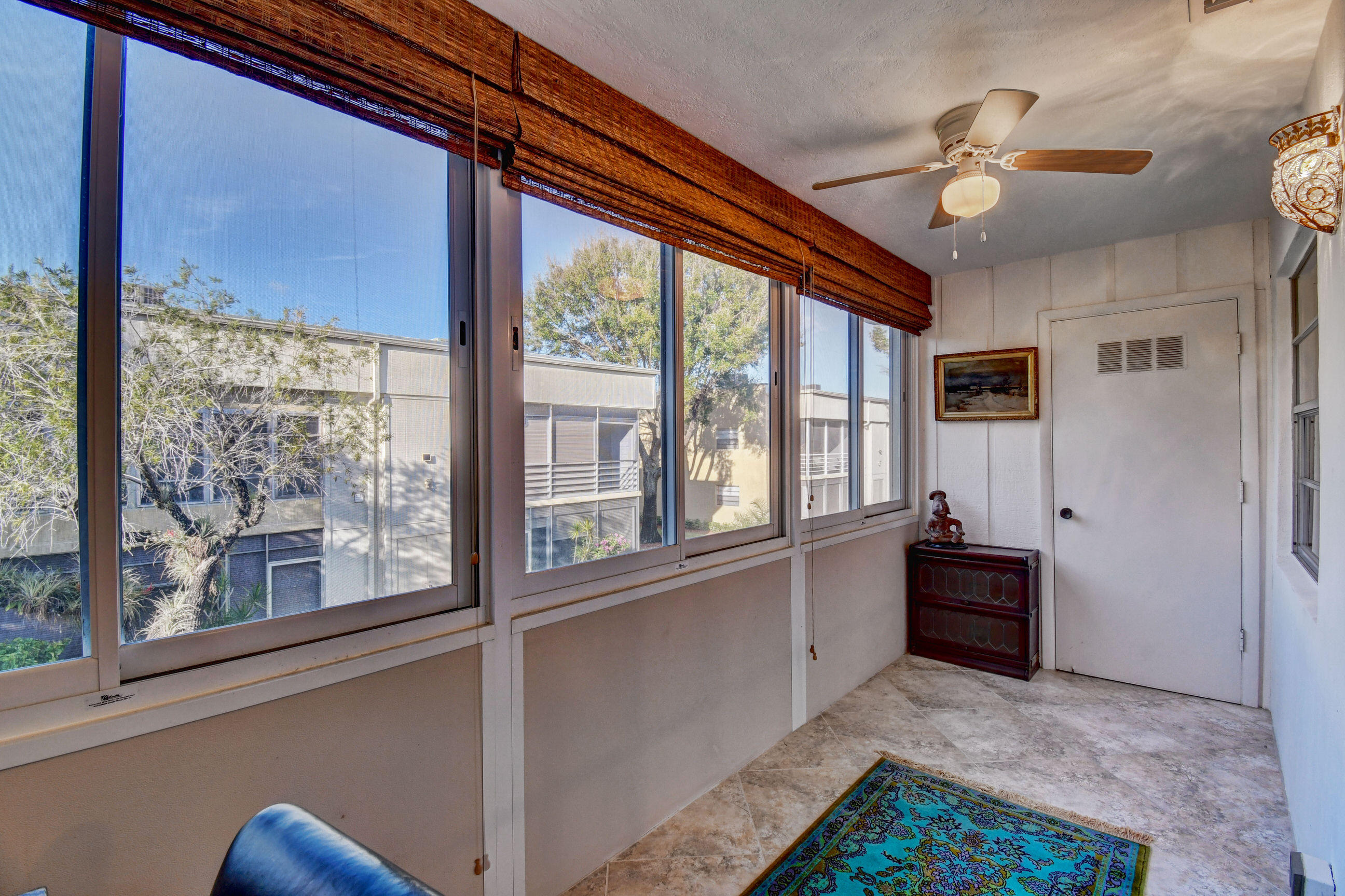 558 Capri L Delray Beach, FL 33484 - Photo 32 of 40 32_dsc_1211_2_3_4_5
