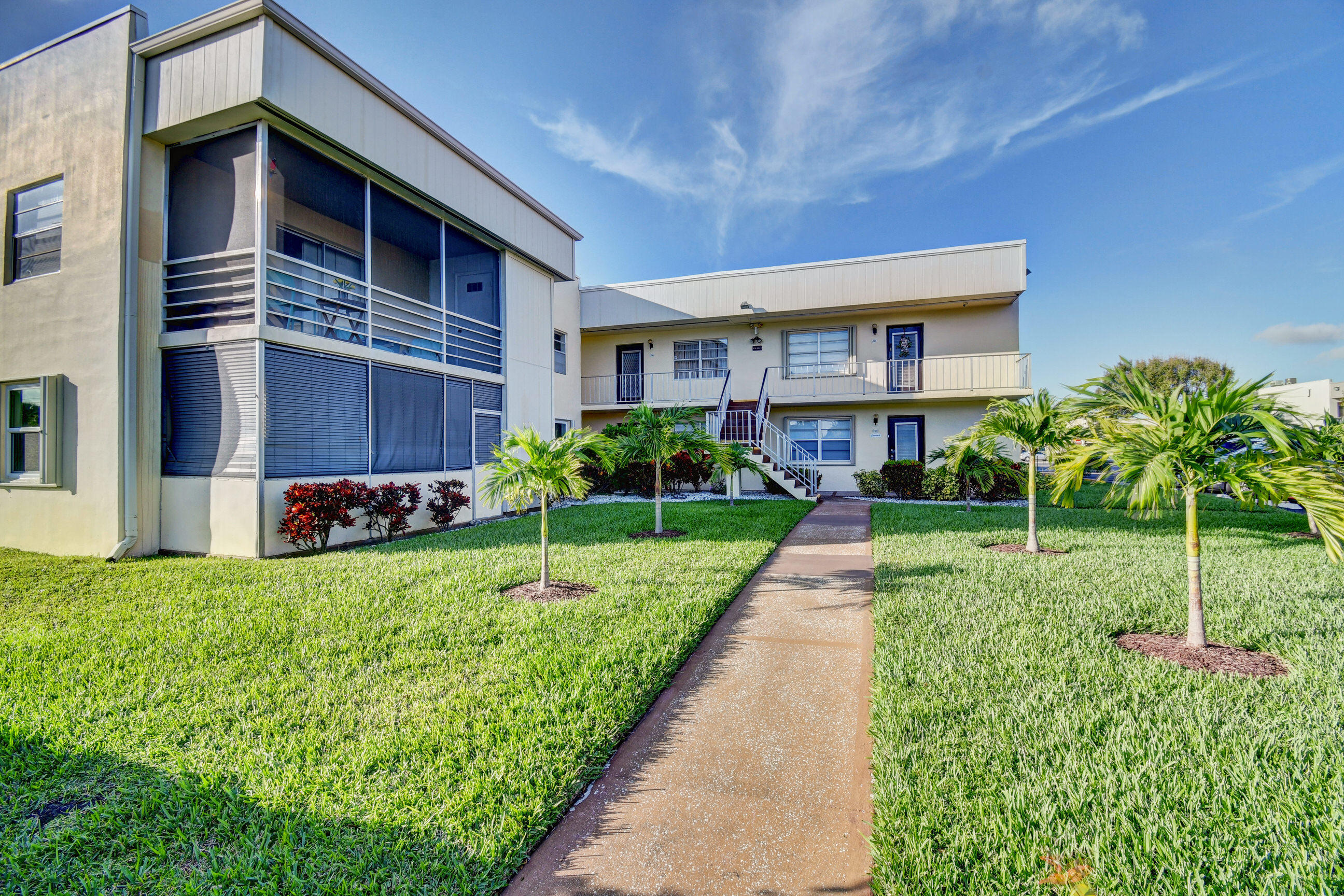 558 Capri L Delray Beach, FL 33484 - Photo 40 of 40 40_dsc_1281_2_3_4_5