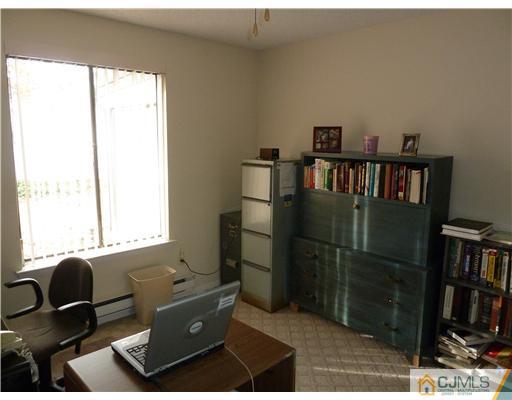 283 Vernon Road Monroe Township, NJ 08831 - Photo 13 of 16 Gallery Image 13
