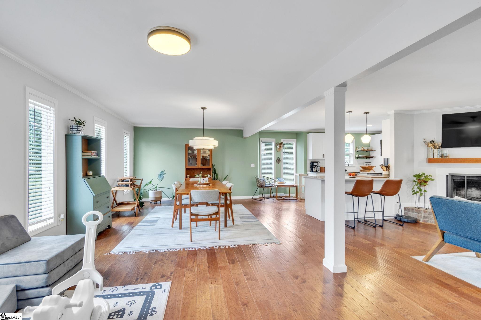 23 Tussock Road Greenville, SC 29615 - Photo 4 of 36 Gallery Image 4