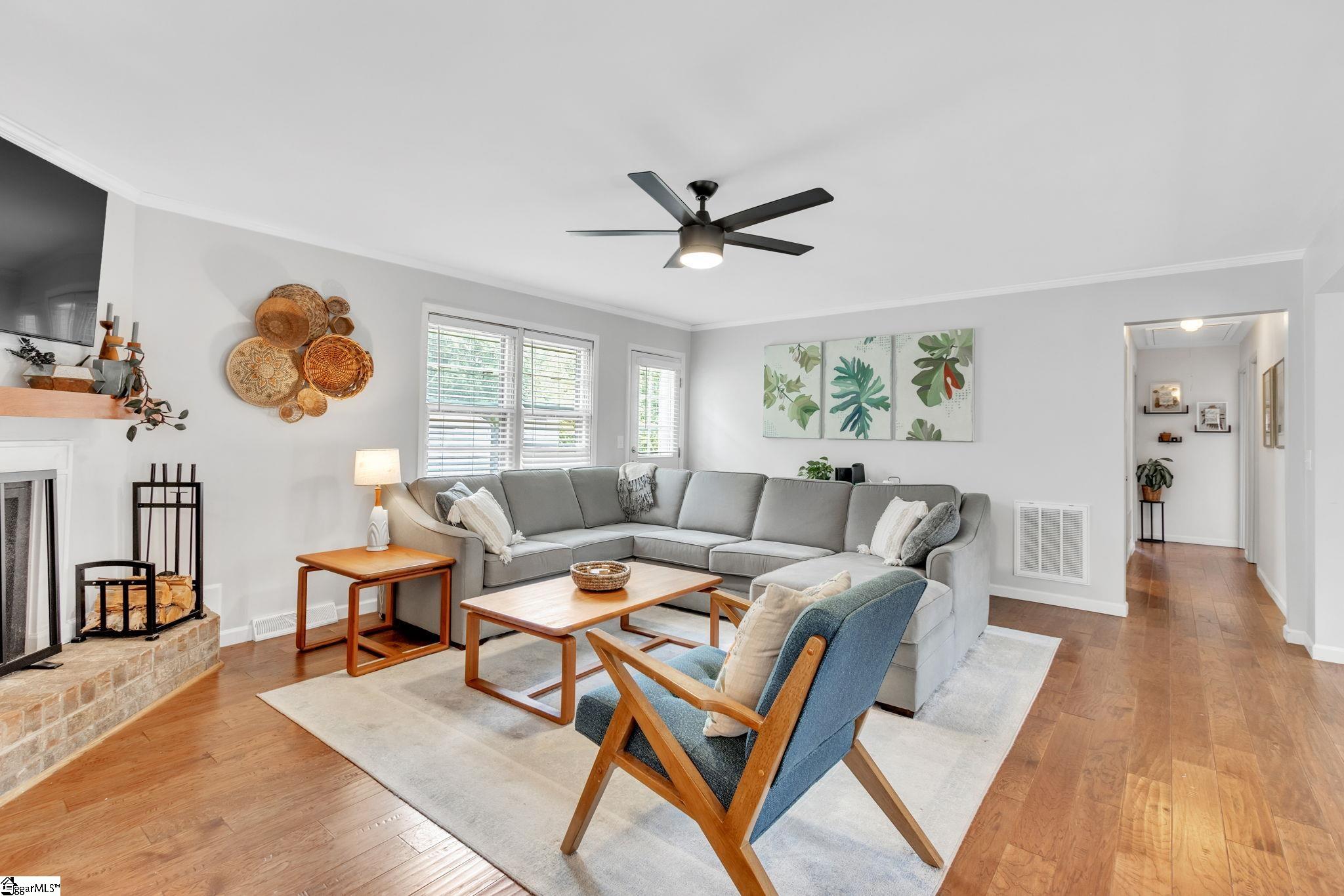 23 Tussock Road Greenville, SC 29615 - Photo 5 of 36 Gallery Image 5