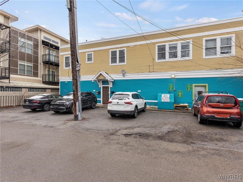 762 Elmwood Avenue, Unit 1 Buffalo, NY 14222 - Photo 10 of 10 Parking Spot included