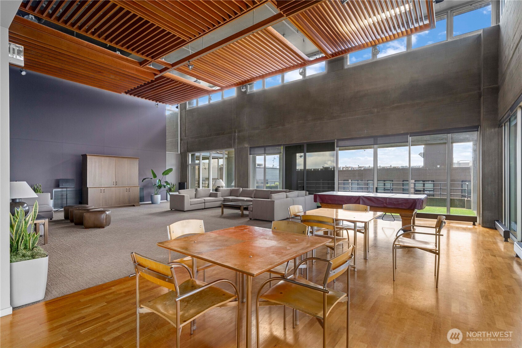 2125 1st Avenue, Unit 802 Seattle, WA 98121 - Photo 20 of 38