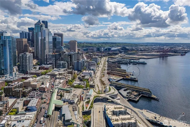 $420,000 | 2125 1st Avenue, Unit 802, Seattle, WA 98121