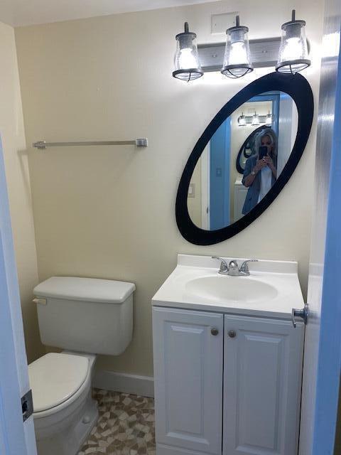 387 Brighton J Boca Raton, FL 33434 - Photo 6 of 12 13