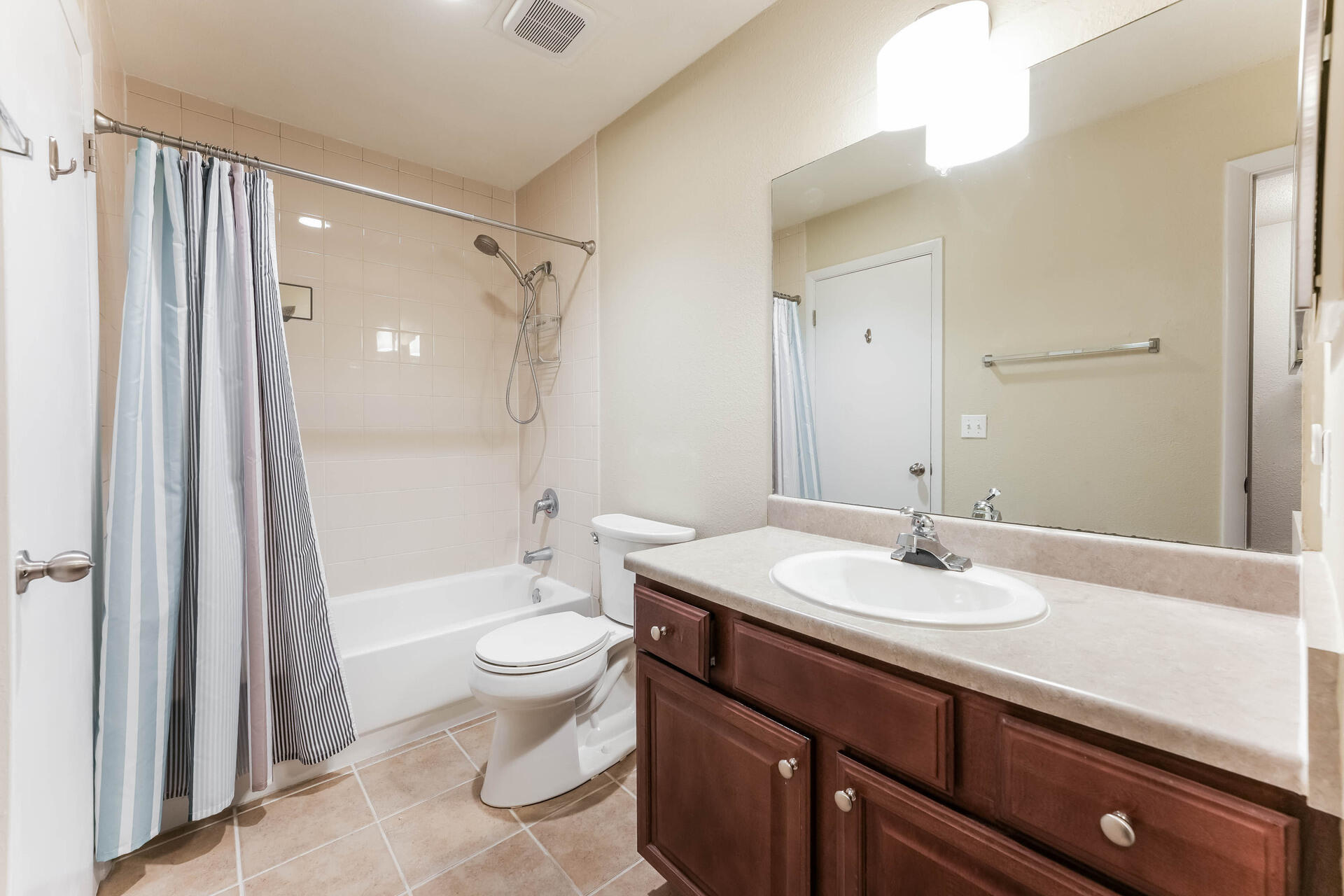1481 Center St Extension, Unit 1703 Mount Pleasant, SC 29464 - Photo 12 of 15