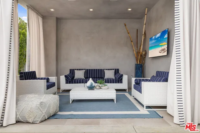 $24,999 | 5365 Vanalden Avenue, Tarzana, CA 91356