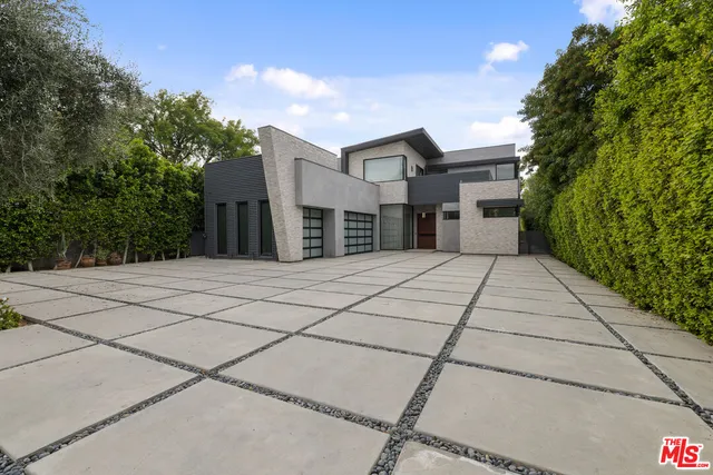 $24,999 | 5365 Vanalden Avenue, Tarzana, CA 91356