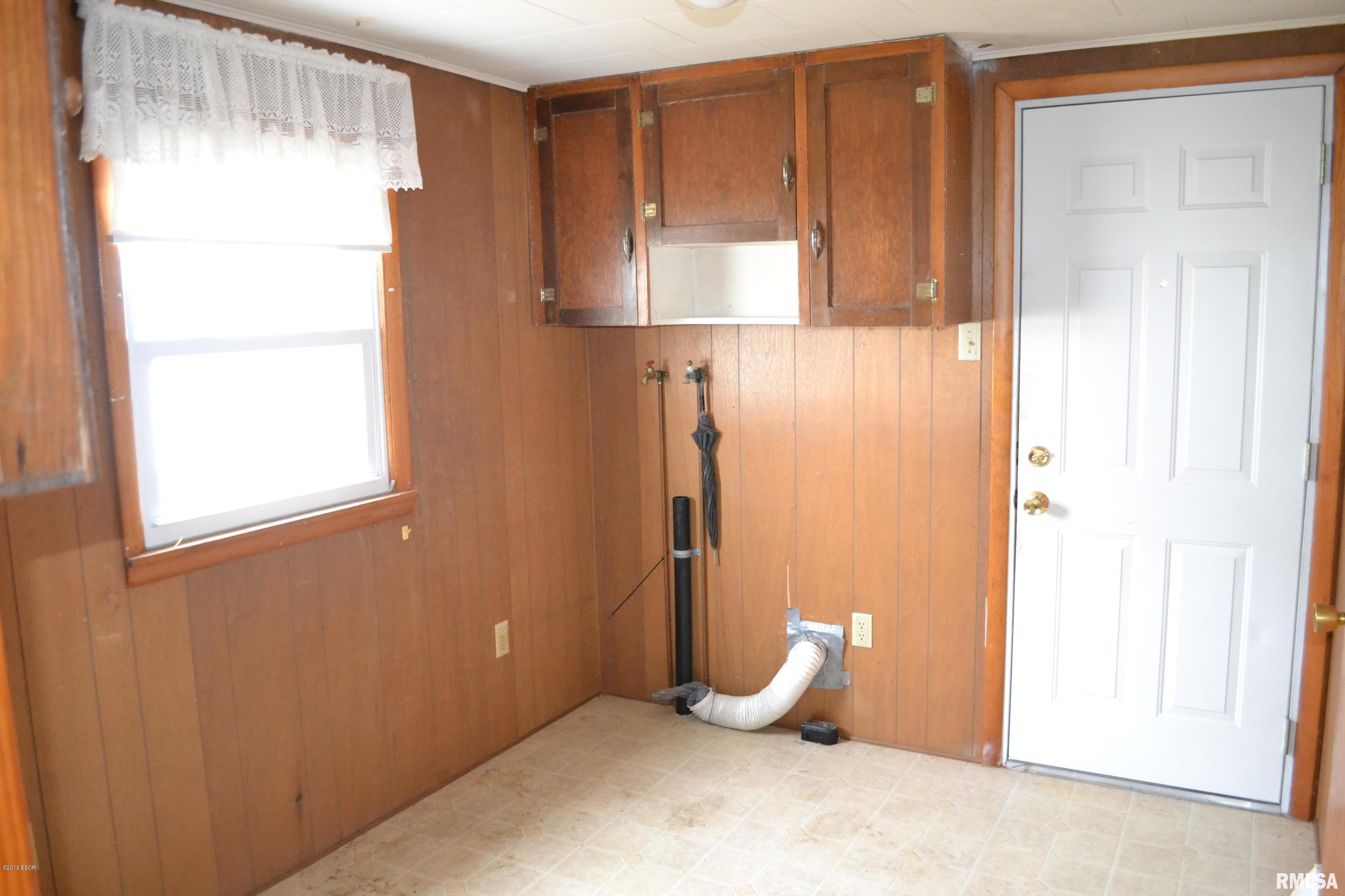 25491 Highline Road Ashley, IL 62808 - Photo 15 of 15