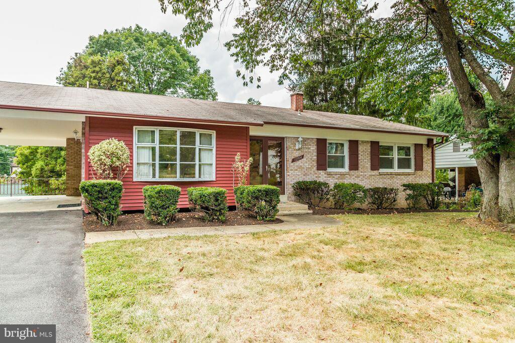 12904 Middlevale Lane Silver Spring, MD 20906 - Photo 1 of 27 Exterior (General)