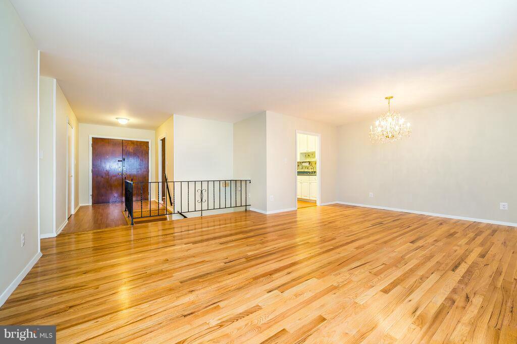 12904 Middlevale Lane Silver Spring, MD 20906 - Photo 2 of 27 Interior (General)