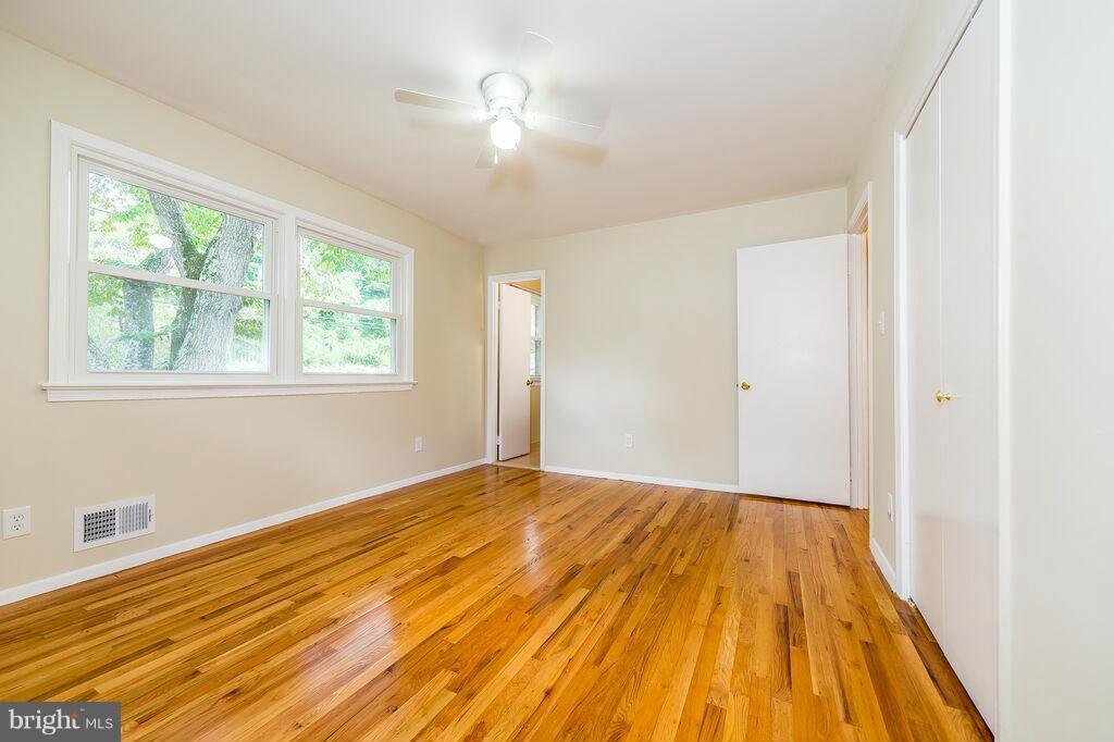 12904 Middlevale Lane Silver Spring, MD 20906 - Photo 9 of 27 Bedroom (Master)