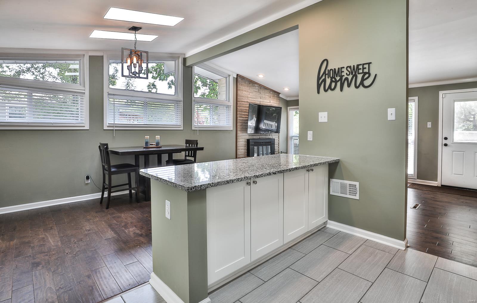 438 Susan Road St. Louis, MO 63129 - Photo 11 of 26