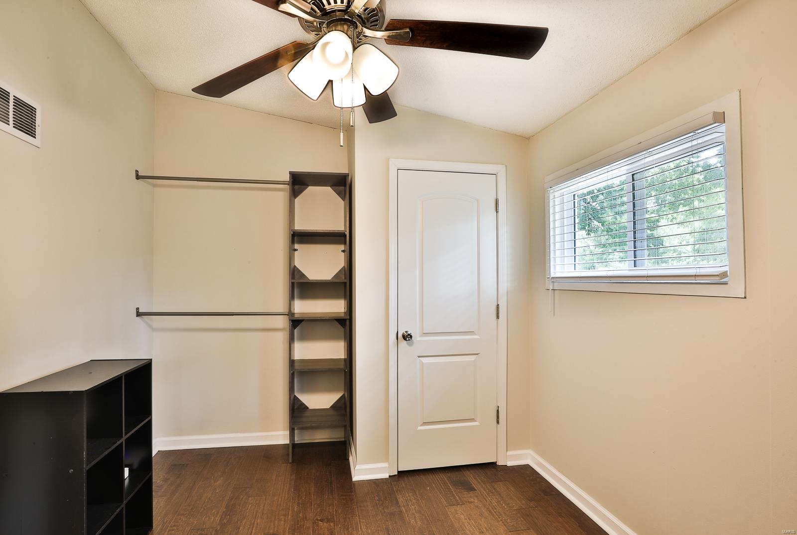 438 Susan Road St. Louis, MO 63129 - Photo 18 of 26