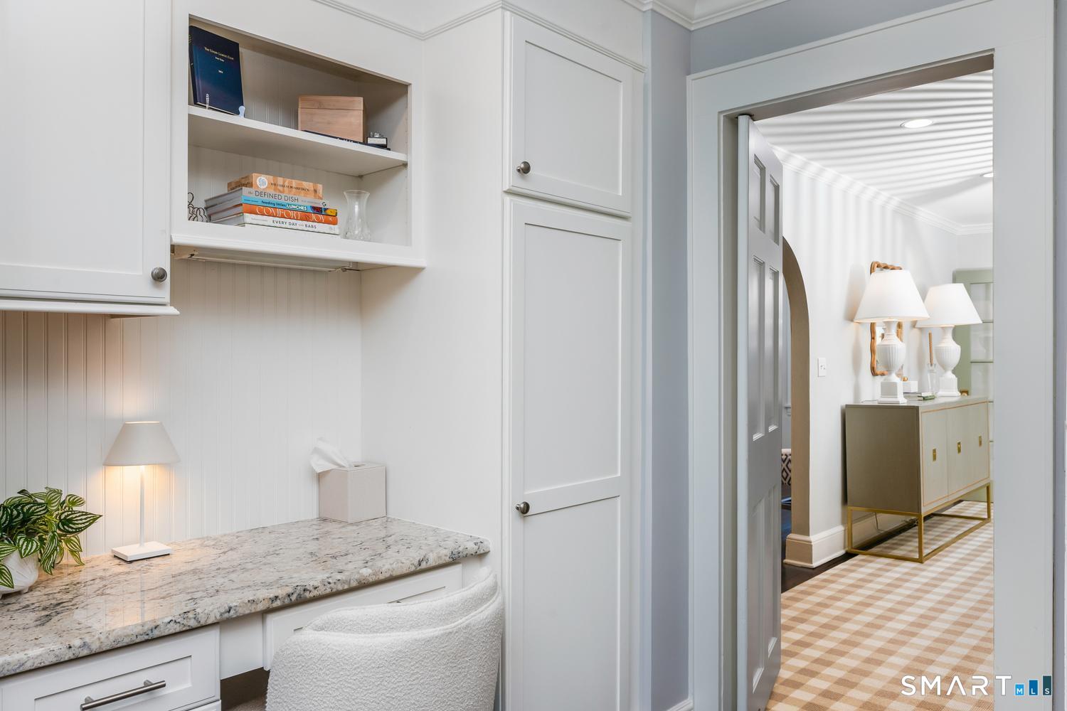 30 Birch Road Darien, CT 06820 - Photo 12 of 38 Gallery Image 12