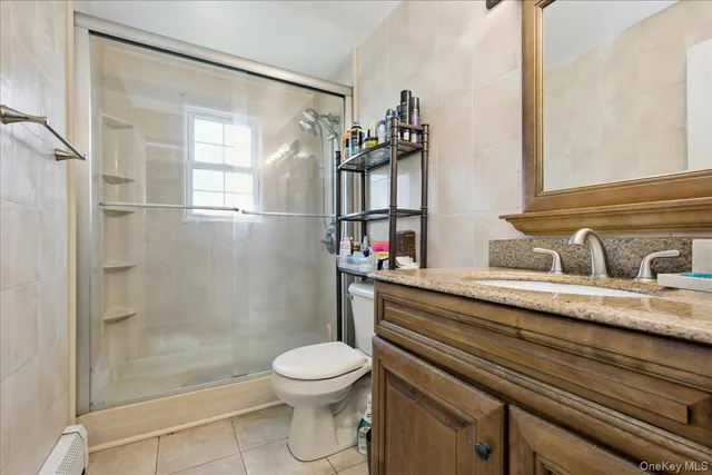 $839,900 | 181 Springtime Lane North, Levittown, NY 11756