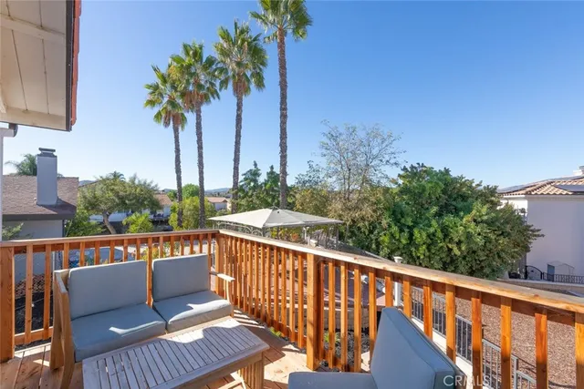 a view of a house with a outdoor space