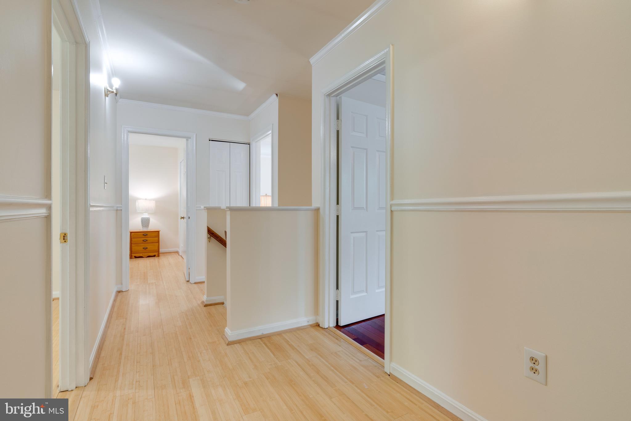 13003 Smoketown Road Woodbridge, VA 22192 - Photo 17 of 34 Upstairs Hallway