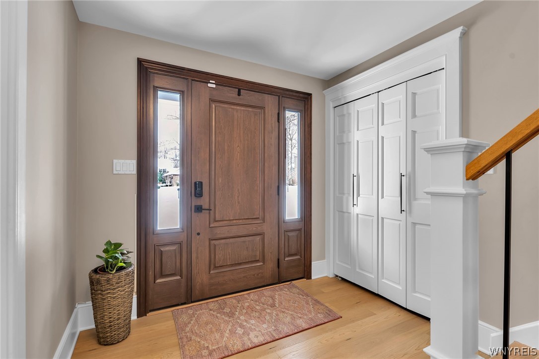 185 Briarhill Road Amherst, NY 14221 - Photo 4 of 50