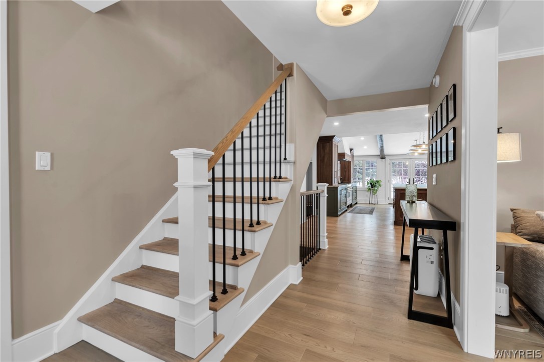 185 Briarhill Road Amherst, NY 14221 - Photo 5 of 50