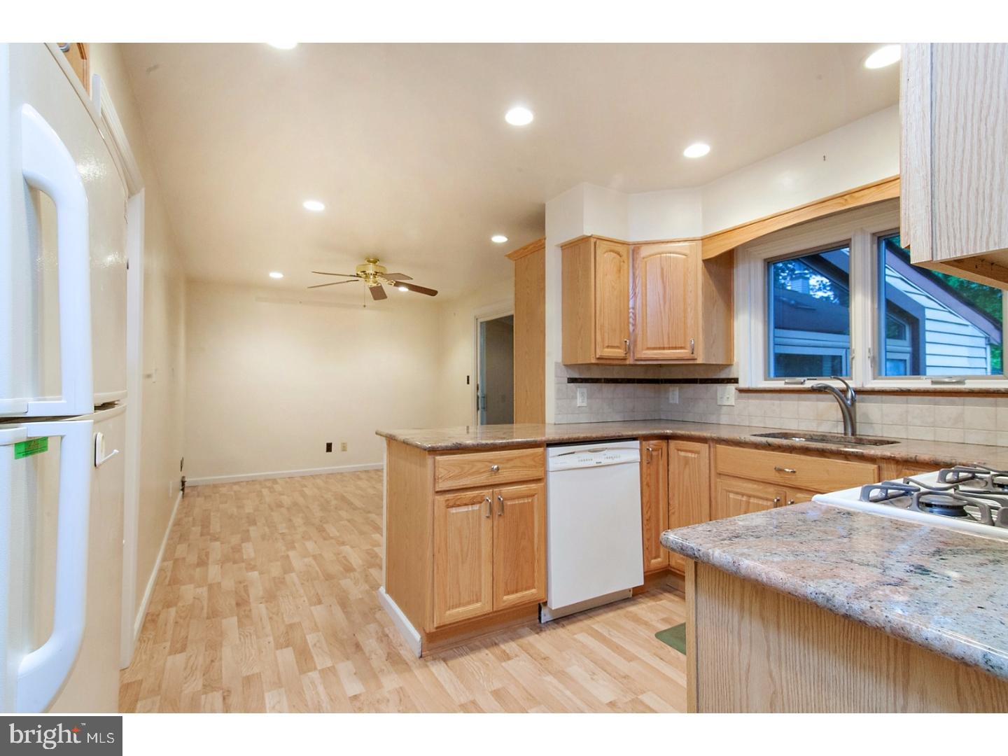 344 Upper Valley Road North Wales, PA 19454 - Photo 8 of 25 Kitchen