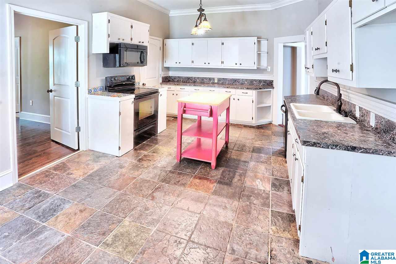 605 10th Street North Clanton, AL 35045 - Photo 20 of 29