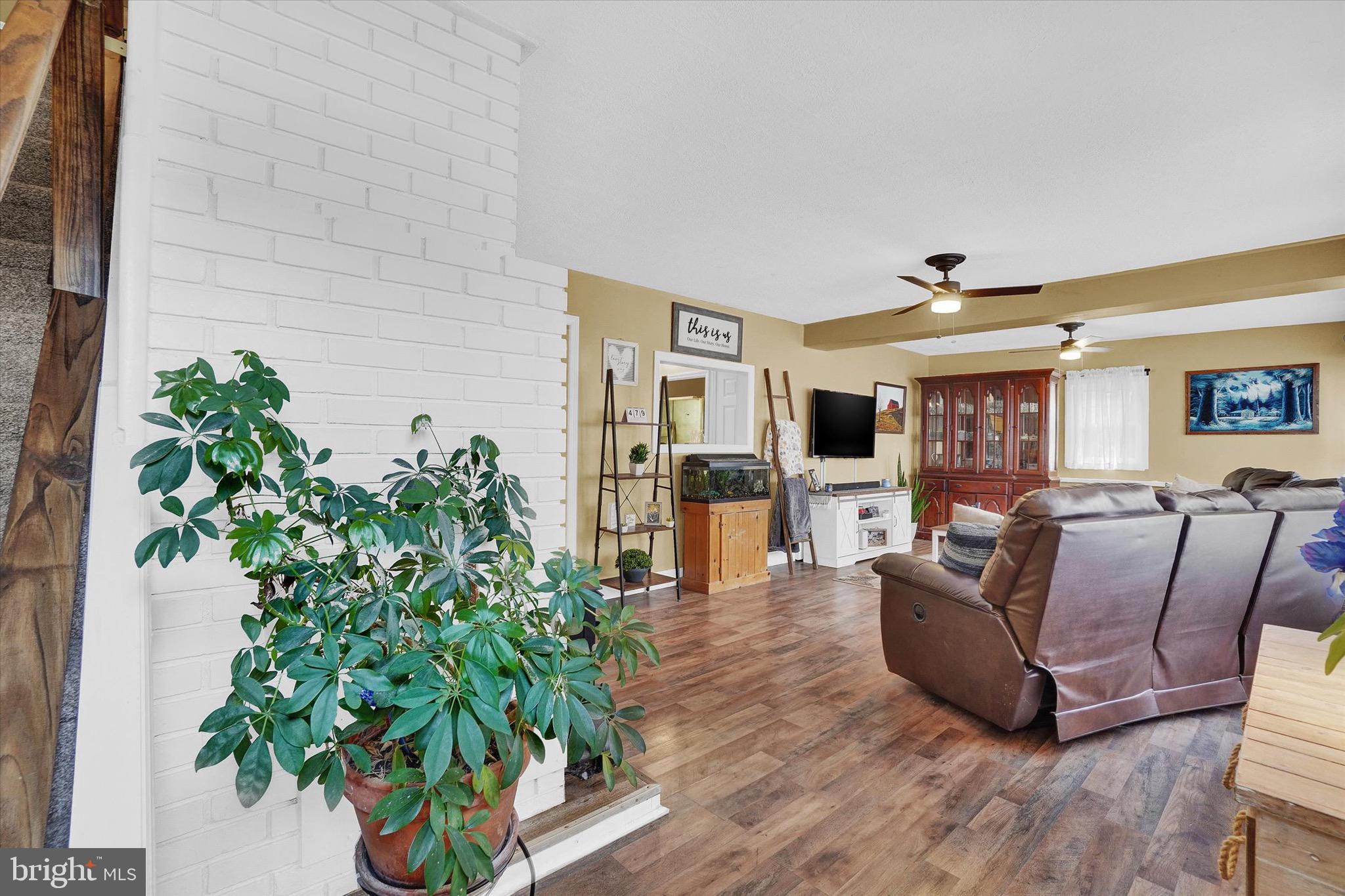729 Terrace Road York, PA 17404 - Photo 9 of 32