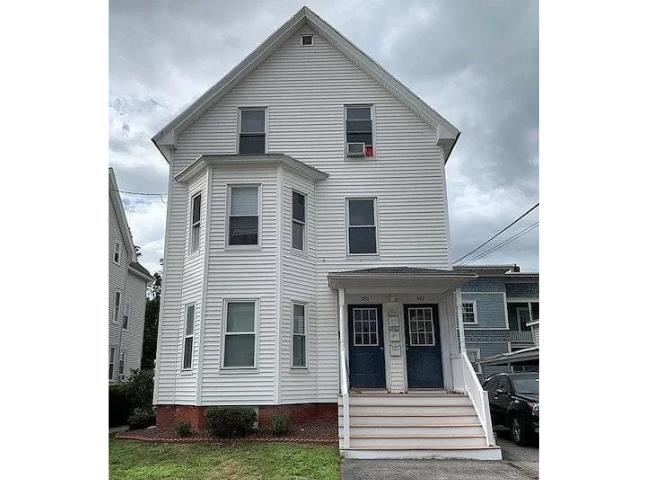 390 Pearl Street Manchester, NH 03104 - Photo 1 of 10