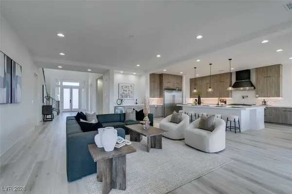 $1,399,808 | 328 Milan Street, Henderson, NV 89015