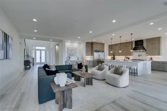 $1,444,808 | 328 Milan Street, Henderson, NV 89015