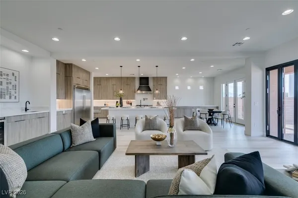 $1,399,808 | 328 Milan Street, Henderson, NV 89015