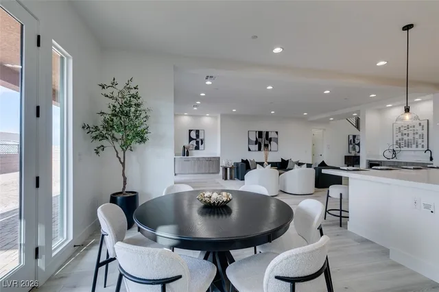 $1,444,808 | 328 Milan Street, Henderson, NV 89015