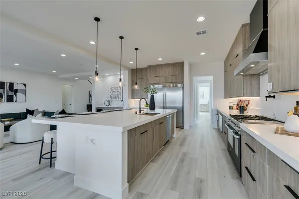 $1,399,808 | 328 Milan Street, Henderson, NV 89015