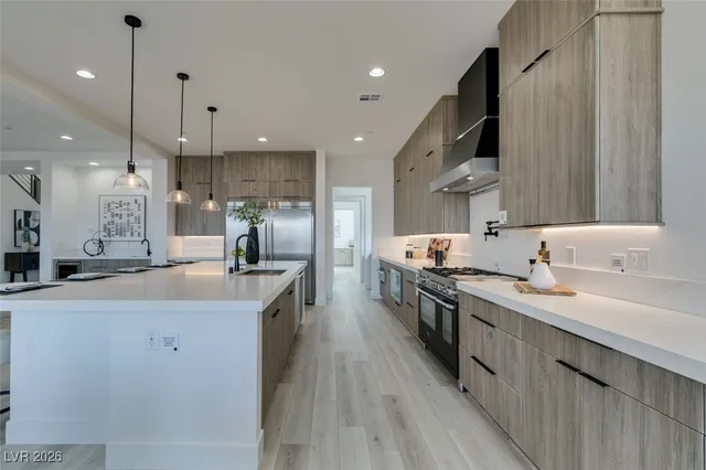 $1,444,808 | 328 Milan Street, Henderson, NV 89015