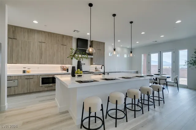 $1,444,808 | 328 Milan Street, Henderson, NV 89015