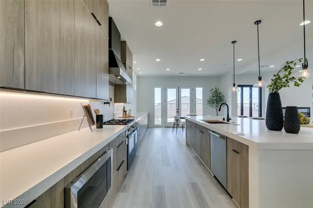 $1,444,808 | 328 Milan Street, Henderson, NV 89015