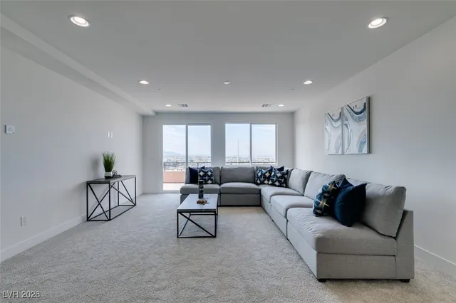 $1,444,808 | 328 Milan Street, Henderson, NV 89015