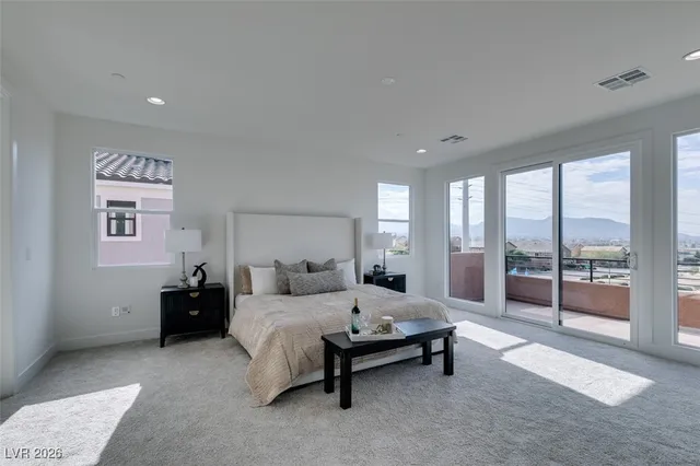 $1,444,808 | 328 Milan Street, Henderson, NV 89015